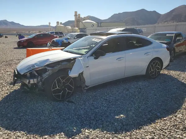 5NPEK4JC0NH149325 2022 HYUNDAI SONATA - Image 1