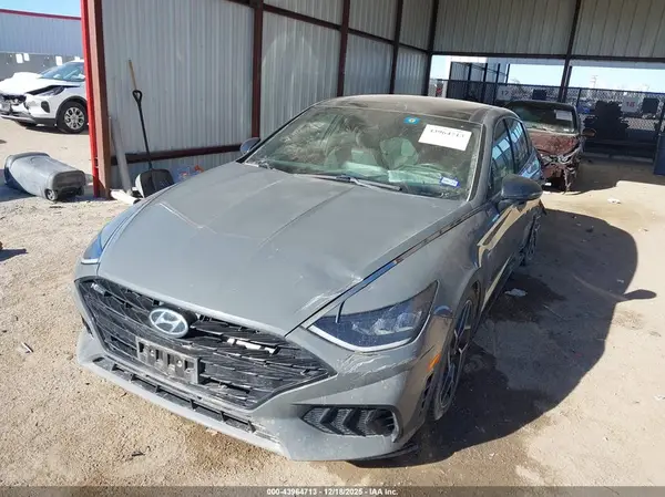 5NPEK4JC1MH097279 2021 HYUNDAI SONATA - Image 2