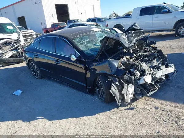 5NPEK4JC2MH131679 2021 HYUNDAI SONATA - Image 1