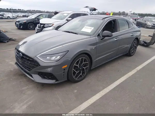 5NPEK4JC3MH130752 2021 HYUNDAI SONATA - Image 2