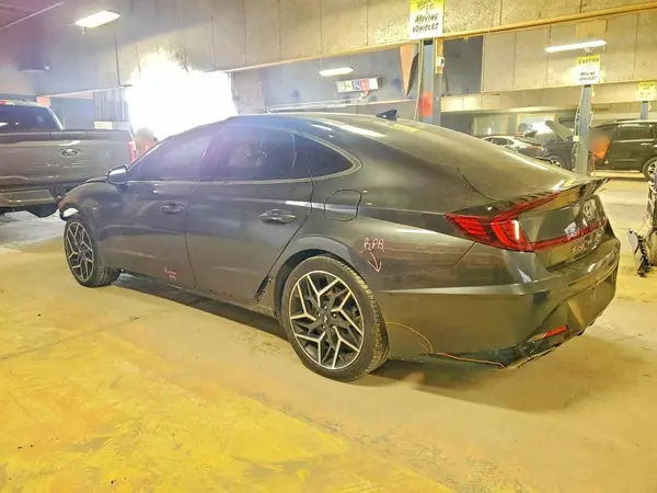 5NPEK4JC4MH082307 2021 HYUNDAI SONATA - Image 2