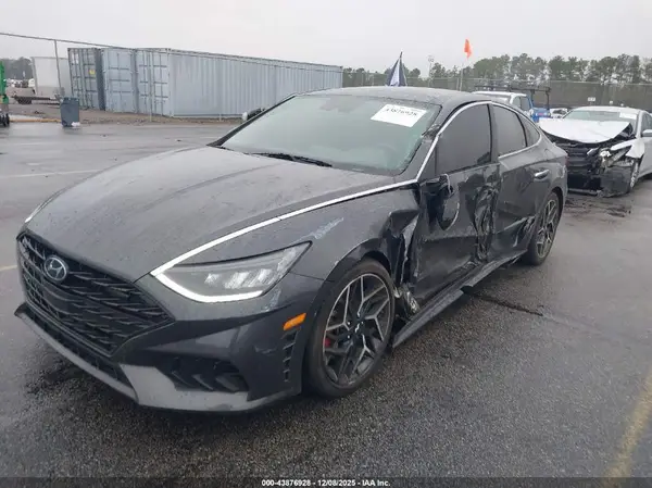 5NPEK4JC4MH105813 2021 HYUNDAI SONATA - Image 2