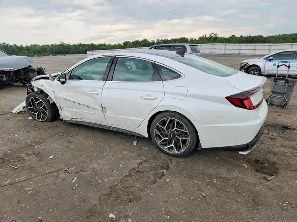 5NPEK4JC4MH130923 2021 HYUNDAI SONATA - Image 2