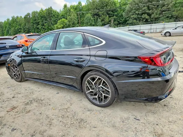 5NPEK4JC5MH107134 2021 HYUNDAI SONATA - Image 2