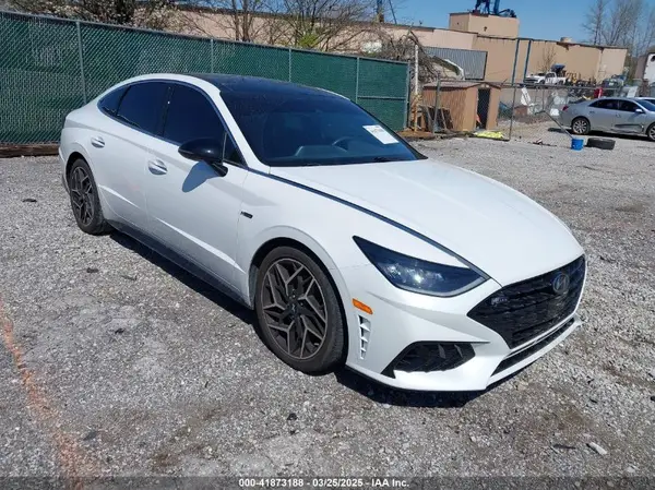5NPEK4JC5MH125746 2021 HYUNDAI SONATA - Image 1