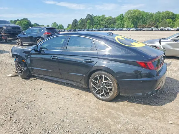 5NPEK4JC5MH127786 2021 HYUNDAI SONATA - Image 2