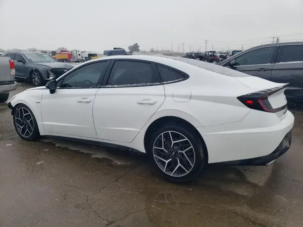 5NPEK4JC6MH106395 2021 HYUNDAI SONATA - Image 2