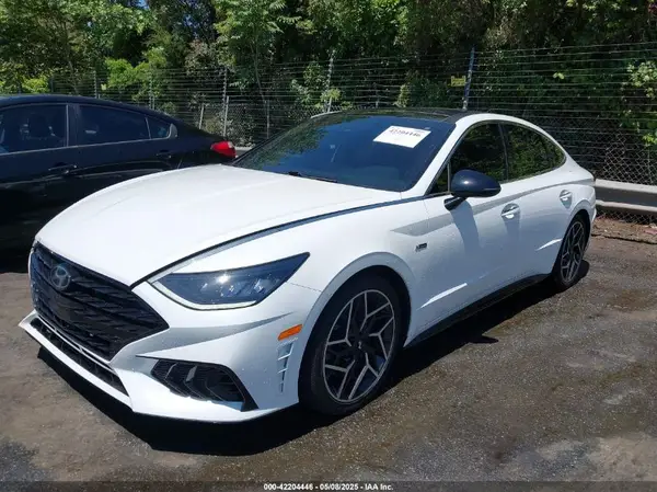 5NPEK4JC6MH125688 2021 HYUNDAI SONATA - Image 2