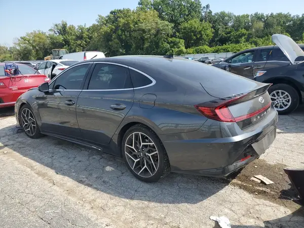 5NPEK4JC8MH105815 2021 HYUNDAI SONATA - Image 2