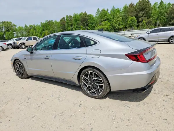 5NPEK4JC8MH114448 2021 HYUNDAI SONATA - Image 2