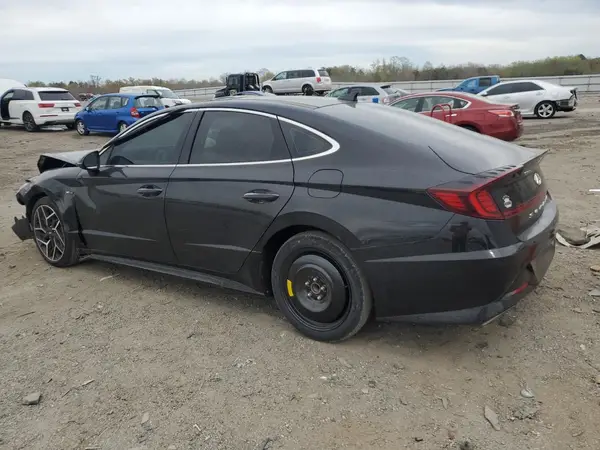 5NPEK4JC8MH124655 2021 HYUNDAI SONATA - Image 2