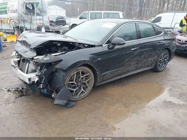 5NPEK4JC8MH124753 2021 HYUNDAI SONATA - Image 2