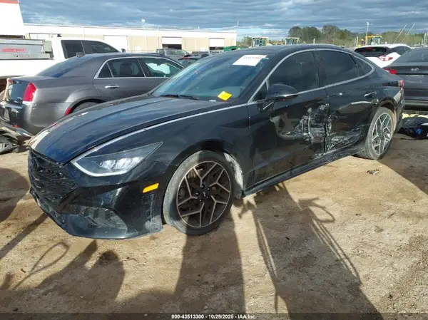 5NPEK4JC8MH130357 2021 HYUNDAI SONATA - Image 2