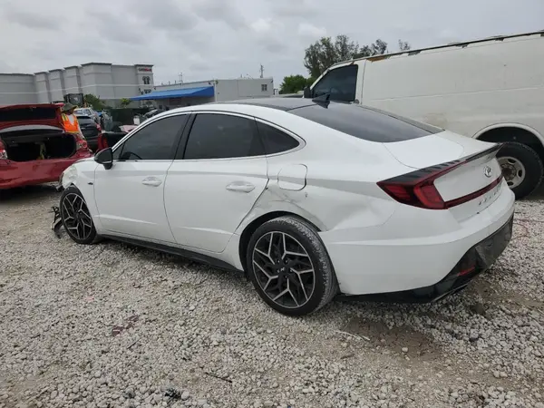 5NPEK4JC8MH130360 2021 HYUNDAI SONATA - Image 2
