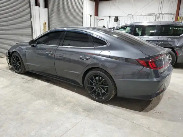 5NPEK4JC8NH140985 2022 HYUNDAI SONATA - Image 2