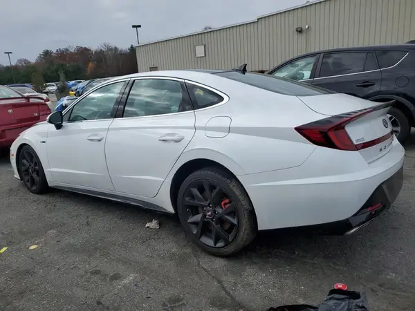 5NPEK4JC8NH144180 2022 HYUNDAI SONATA - Image 2