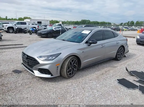 5NPEK4JC9MH126687 2021 HYUNDAI SONATA - Image 2