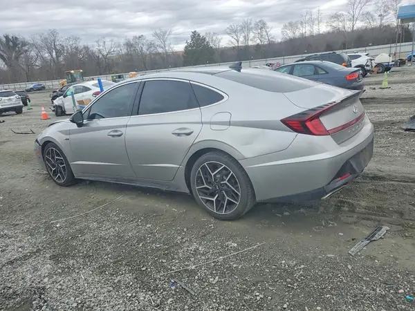 5NPEK4JC9MH127807 2021 HYUNDAI SONATA - Image 2