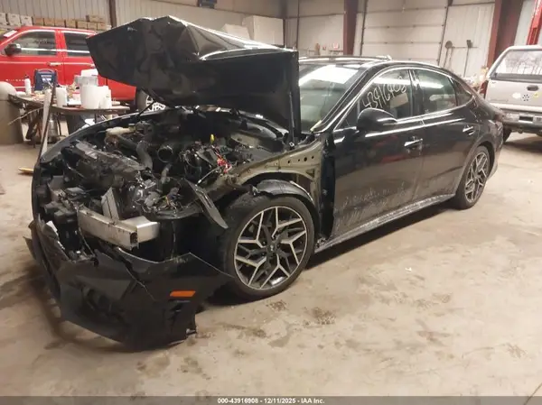 5NPEK4JC9MH131498 2021 HYUNDAI SONATA - Image 2