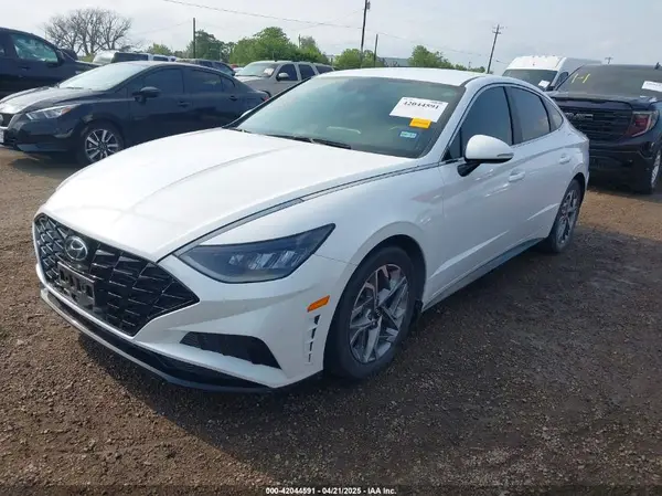 5NPEL4JA0MH094594 2021 HYUNDAI SONATA - Image 2
