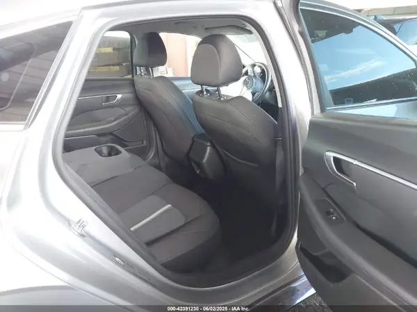 5NPEL4JA0MH097477 2021 HYUNDAI SONATA - Image 8