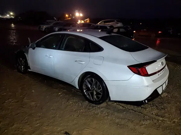 5NPEL4JA0MH116562 2021 HYUNDAI SONATA - Image 2