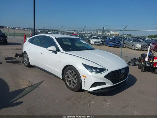 5NPEL4JA1LH030403 2020 HYUNDAI SONATA - Image 1