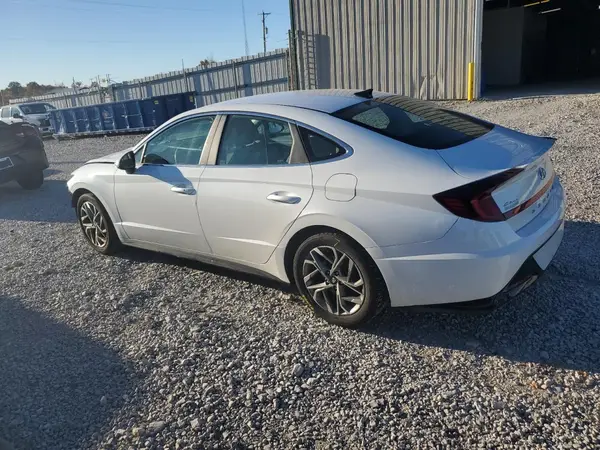 5NPEL4JA1MH084656 2021 HYUNDAI SONATA - Image 2