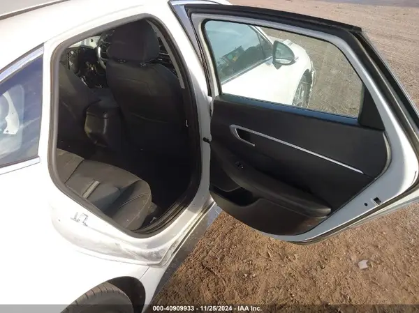 5NPEL4JA1MH100743 2021 HYUNDAI SONATA - Image 8