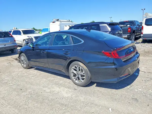 5NPEL4JA1MH114268 2021 HYUNDAI SONATA - Image 2