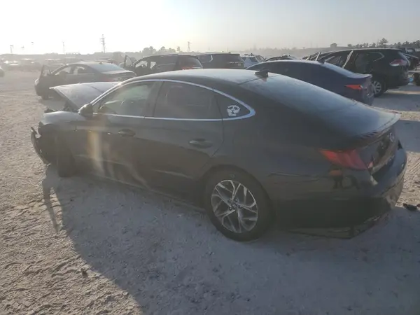 5NPEL4JA2LH013819 2020 HYUNDAI SONATA - Image 2