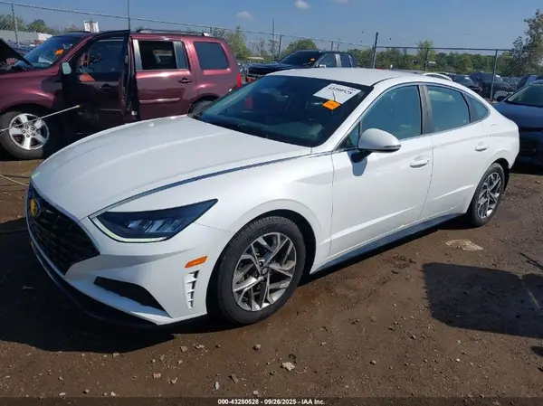 5NPEL4JA2LH023332 2020 HYUNDAI SONATA - Image 2