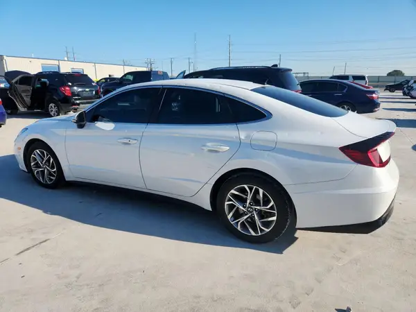 5NPEL4JA3LH036817 2020 HYUNDAI SONATA - Image 2