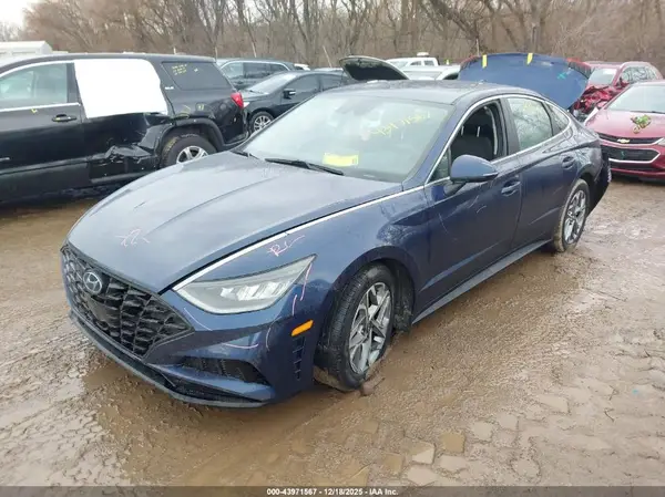 5NPEL4JA3LH049776 2020 HYUNDAI SONATA - Image 2