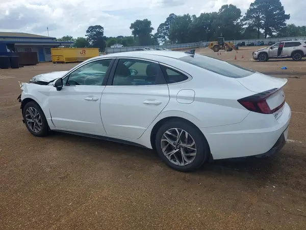 5NPEL4JA3MH068281 2021 HYUNDAI SONATA - Image 2