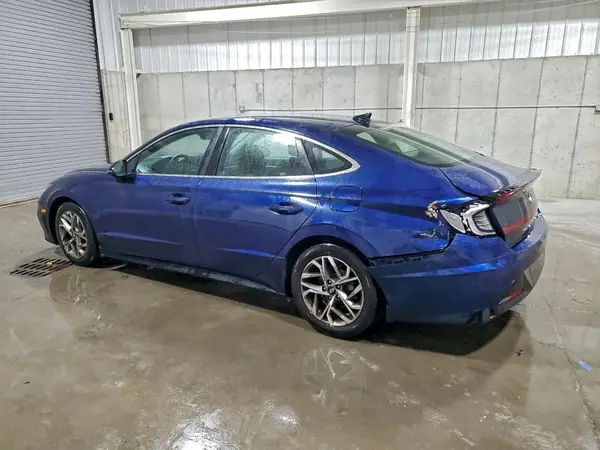 5NPEL4JA3MH070676 2021 HYUNDAI SONATA - Image 2