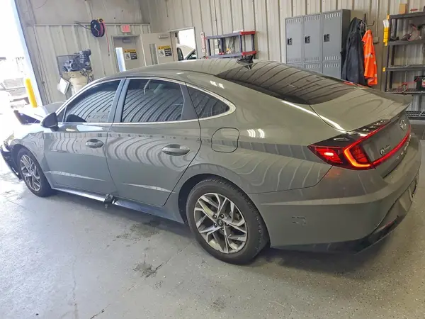 5NPEL4JA3MH071147 2021 HYUNDAI SONATA - Image 2