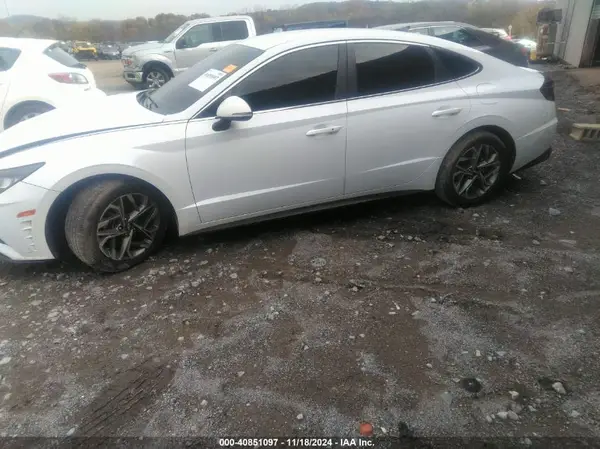5NPEL4JA3MH103126 2021 HYUNDAI SONATA - Image 2