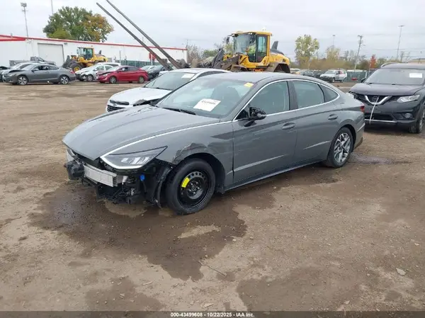 5NPEL4JA3MH113638 2021 HYUNDAI SONATA - Image 2