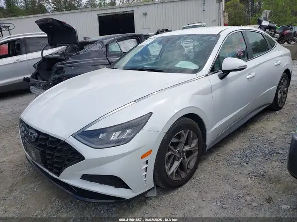 5NPEL4JA3MH121657 2021 HYUNDAI SONATA - Image 2