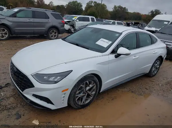 5NPEL4JA4LH004930 2020 HYUNDAI SONATA - Image 2