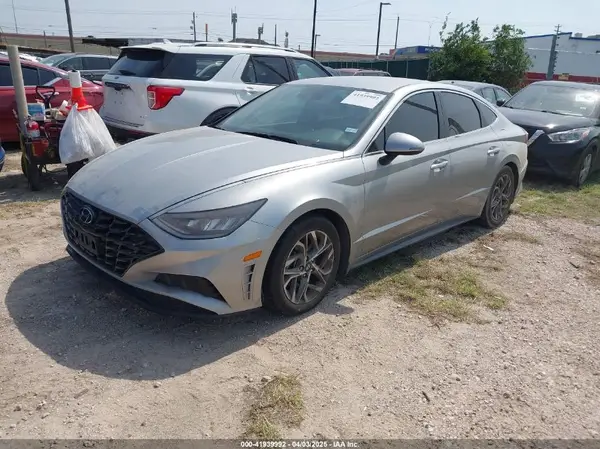 5NPEL4JA4MH122378 2021 HYUNDAI SONATA - Image 2