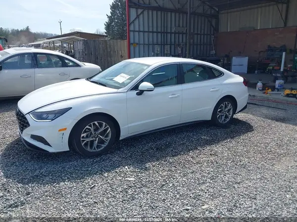 5NPEL4JA5LH000725 2020 HYUNDAI SONATA - Image 2