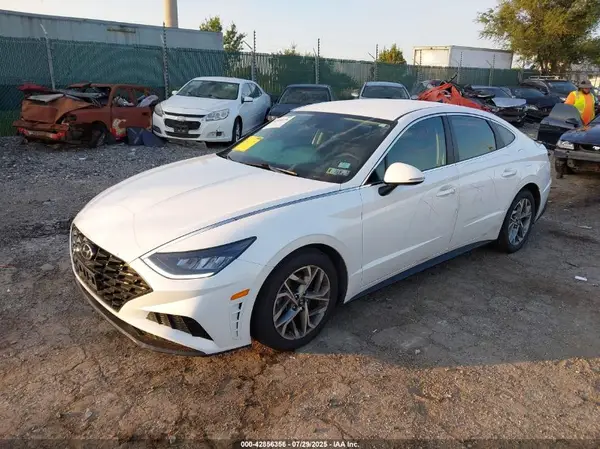5NPEL4JA5LH021123 2020 HYUNDAI SONATA - Image 2