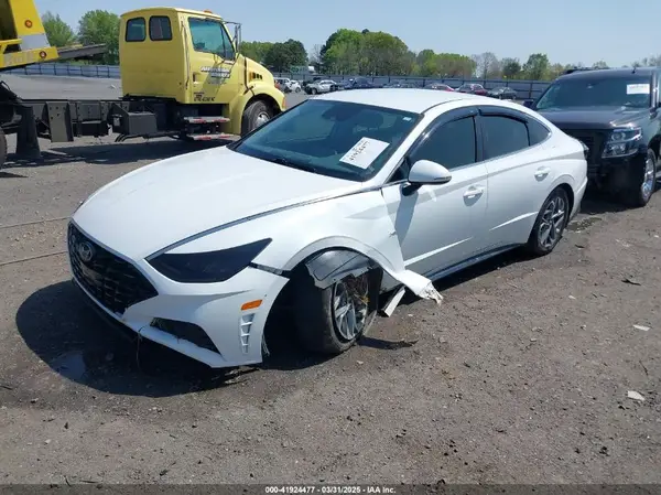 5NPEL4JA5LH061797 2020 HYUNDAI SONATA - Image 2