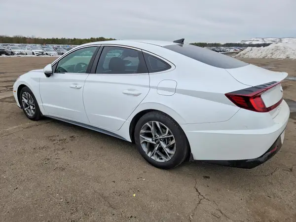 5NPEL4JA5MH077578 2021 HYUNDAI SONATA - Image 2