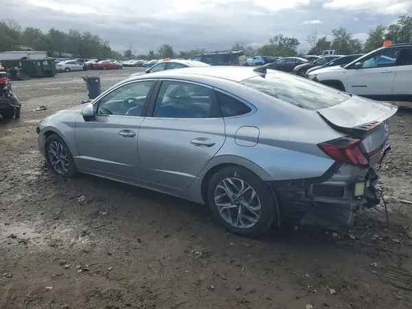 5NPEL4JA6MH065715 2021 HYUNDAI SONATA - Image 2