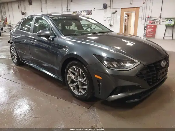 5NPEL4JA6MH068419 2021 HYUNDAI SONATA - Image 1