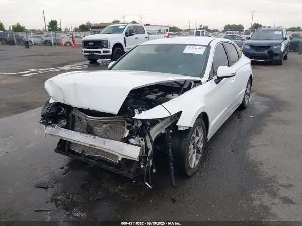 5NPEL4JA6MH079906 2021 HYUNDAI SONATA - Image 2