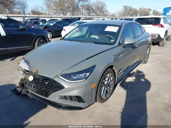 5NPEL4JA7L8061333 2020 HYUNDAI SONATA - Image 2